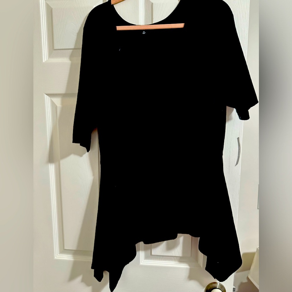 NWT Alfani ladies XXL black top